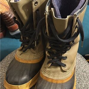 Sorel Men's Tan and Black Snow Boots